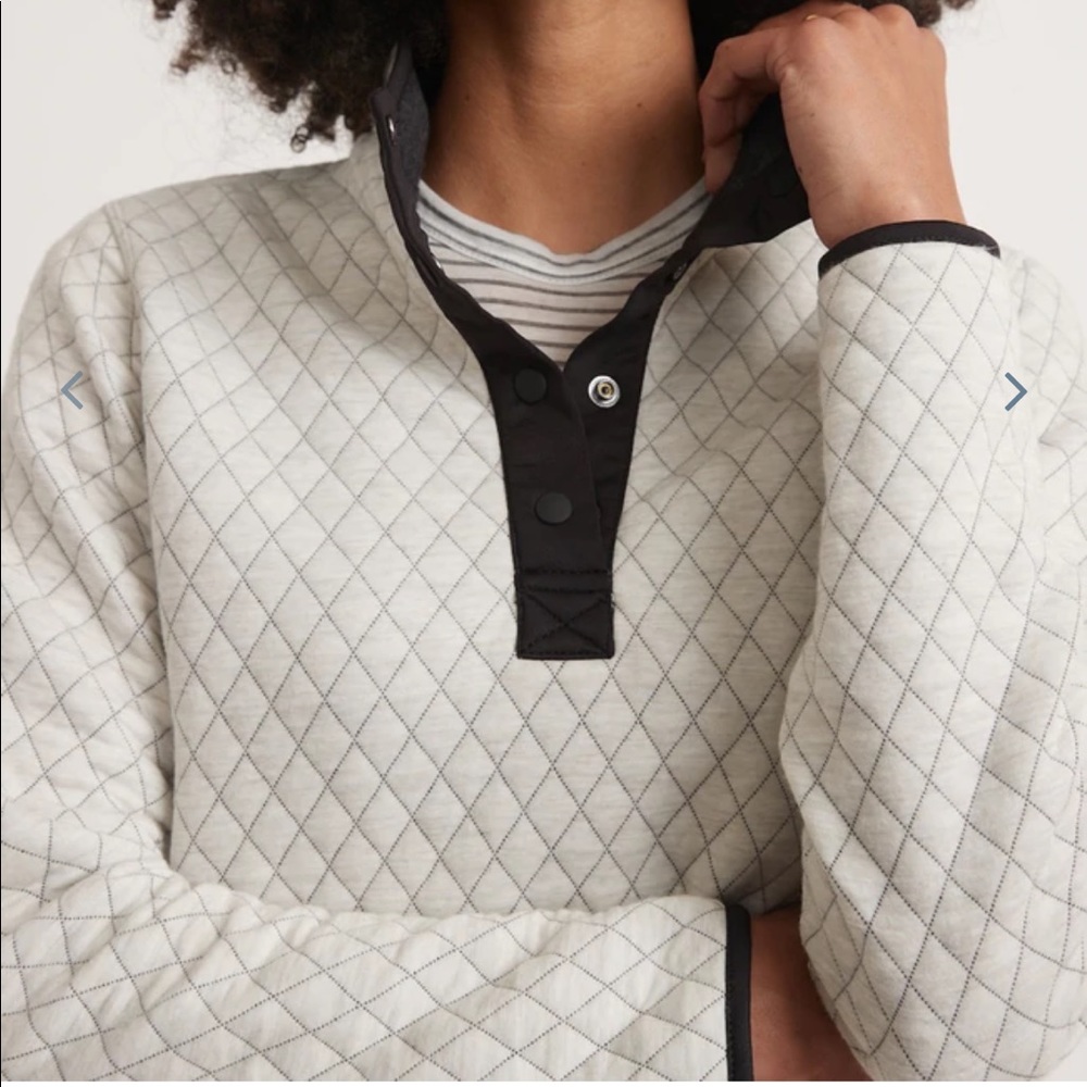 Reversible corbet in black and white